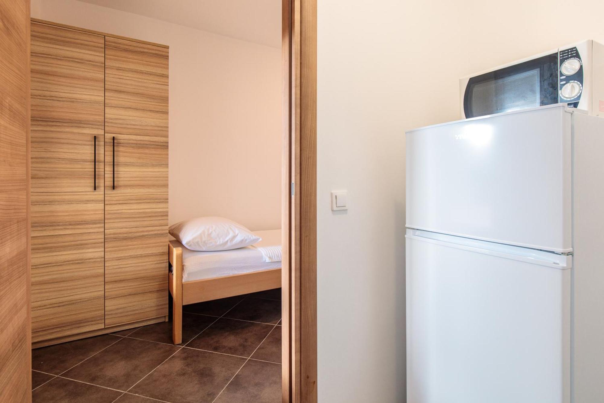 Apartments Tm Кърк Екстериор снимка