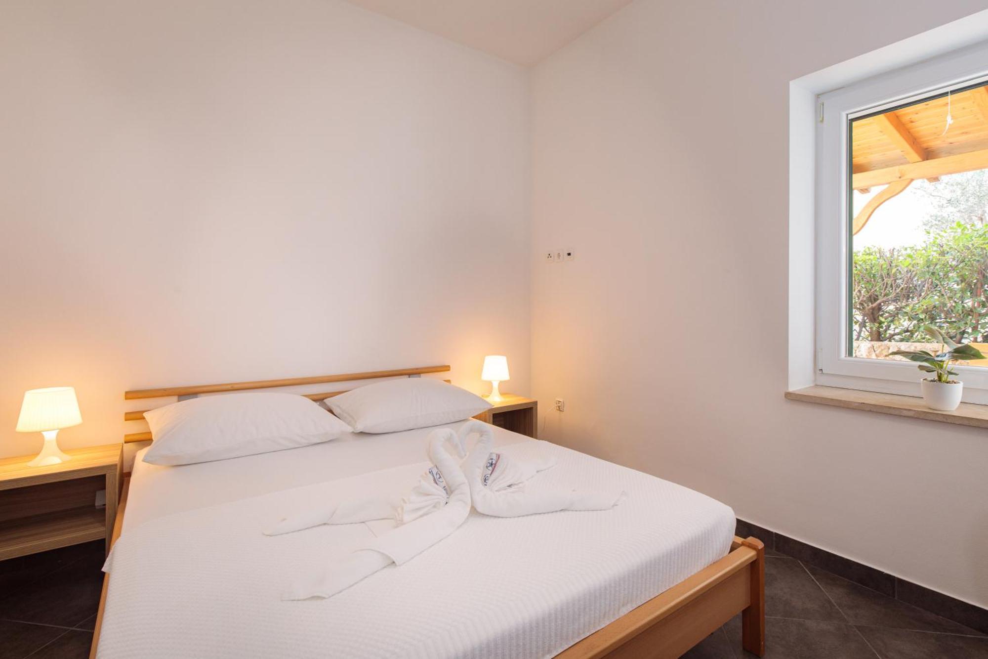 Apartments Tm Кърк Екстериор снимка