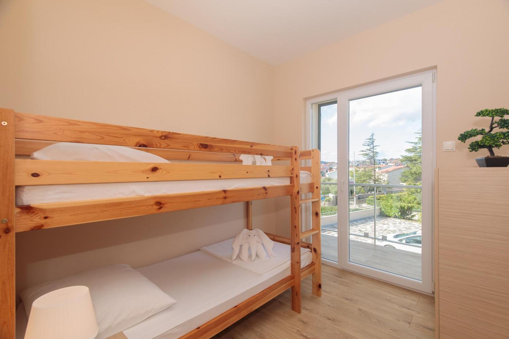Apartments Tm Кърк Екстериор снимка