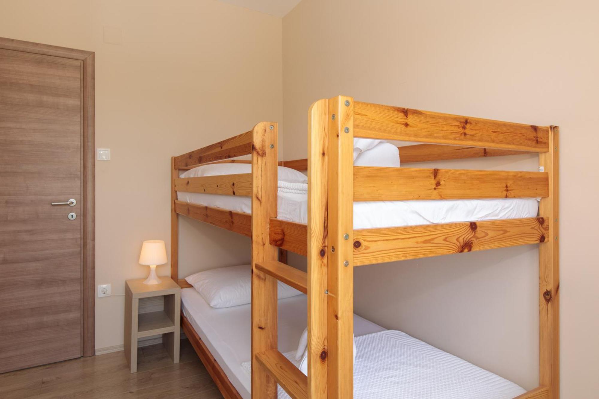 Apartments Tm Кърк Екстериор снимка