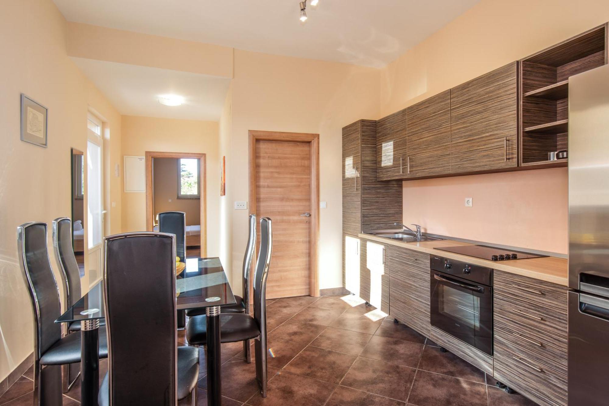 Apartments Tm Кърк Екстериор снимка